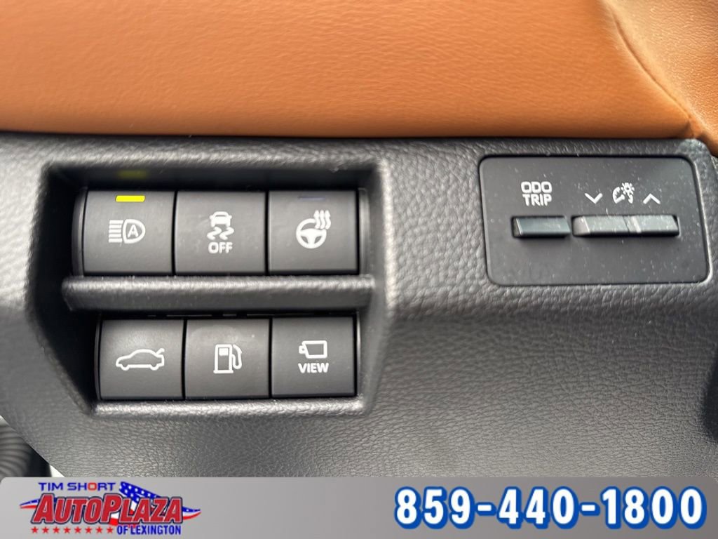 Used 2021 Toyota Avalon Limited w/ Advanced Safety Package image 29