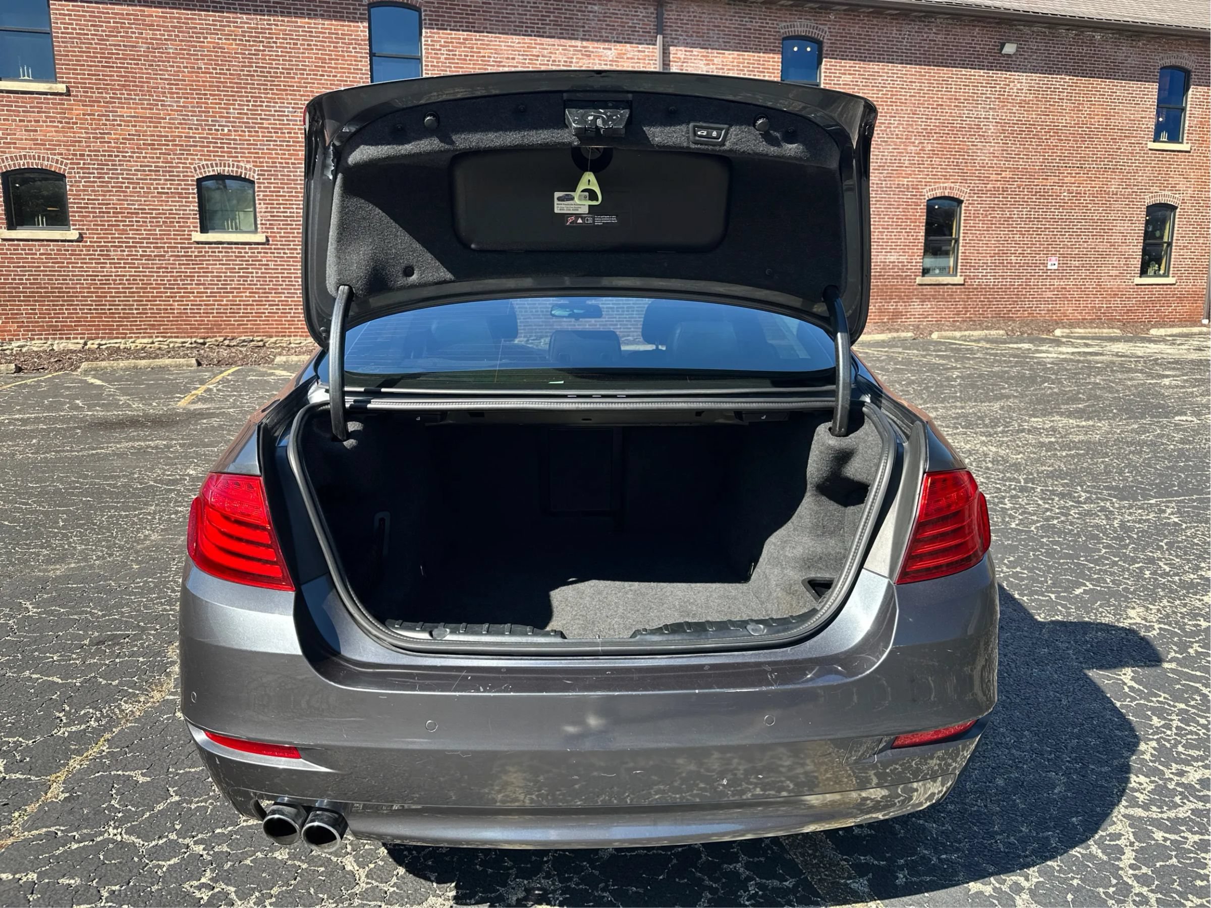 Used 2016 BMW 528i xDrive Sedan AWD/4WD image 12