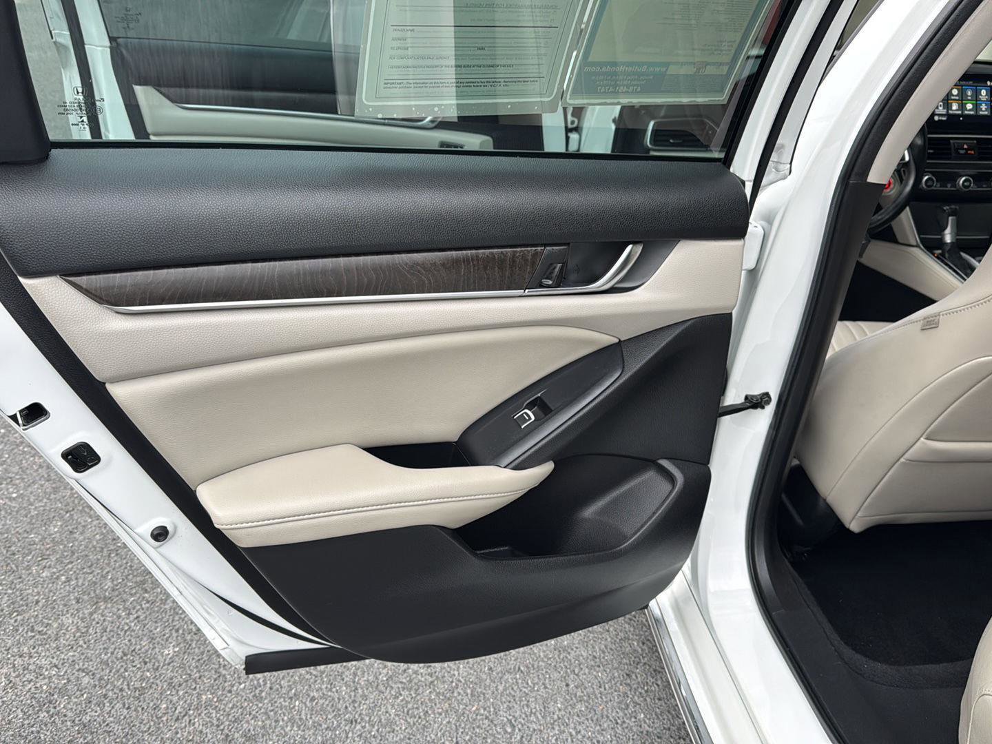 Used 2021 Honda Accord EX-L image 15