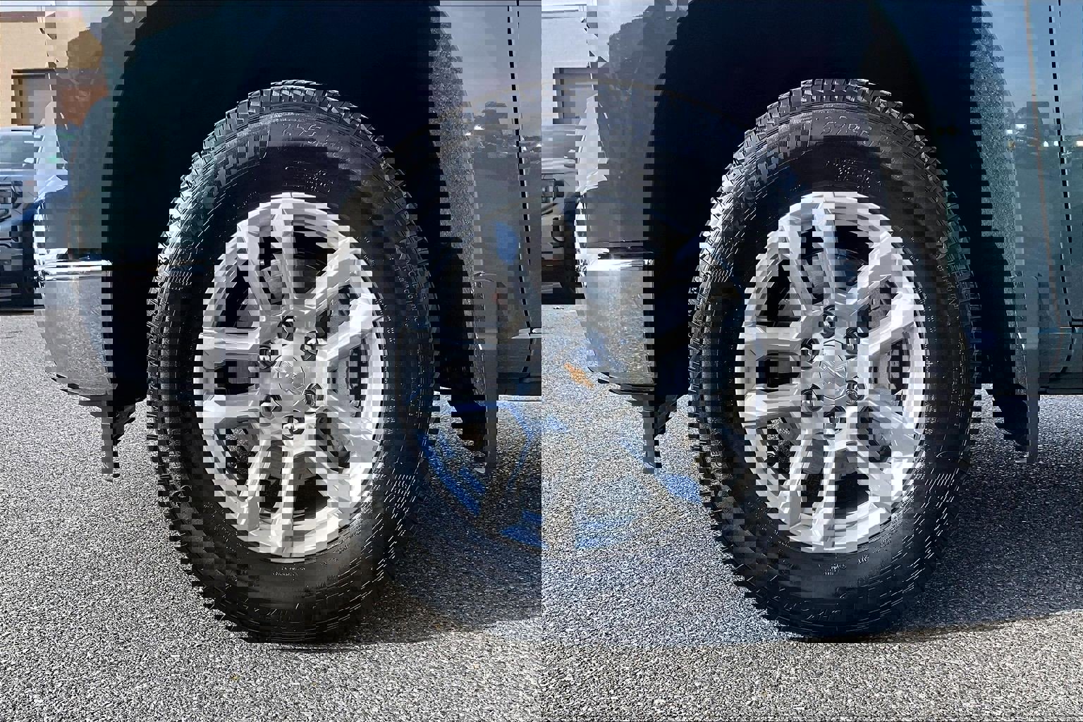 Used 2025 Chevrolet Silverado 1500 LT w/ Leather Package image 9