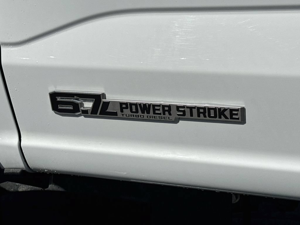 Used 2024 Ford F550 2WD SuperCab Super Duty image 8