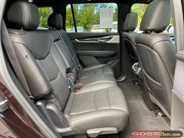 Used 2021 Cadillac XT6 Premium Luxury FWD image 8