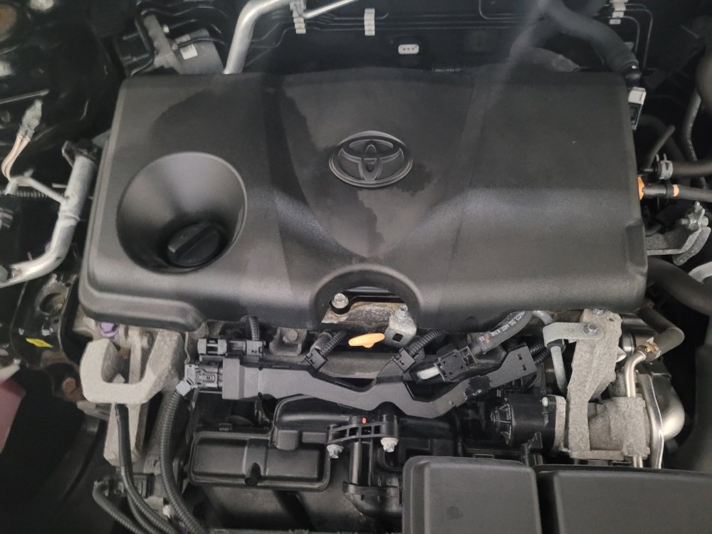 Used 2020 Toyota RAV4 LE w/ All Weather Liner Package image 30