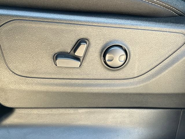 Used 2025 RAM 1500 Lone Star image 18