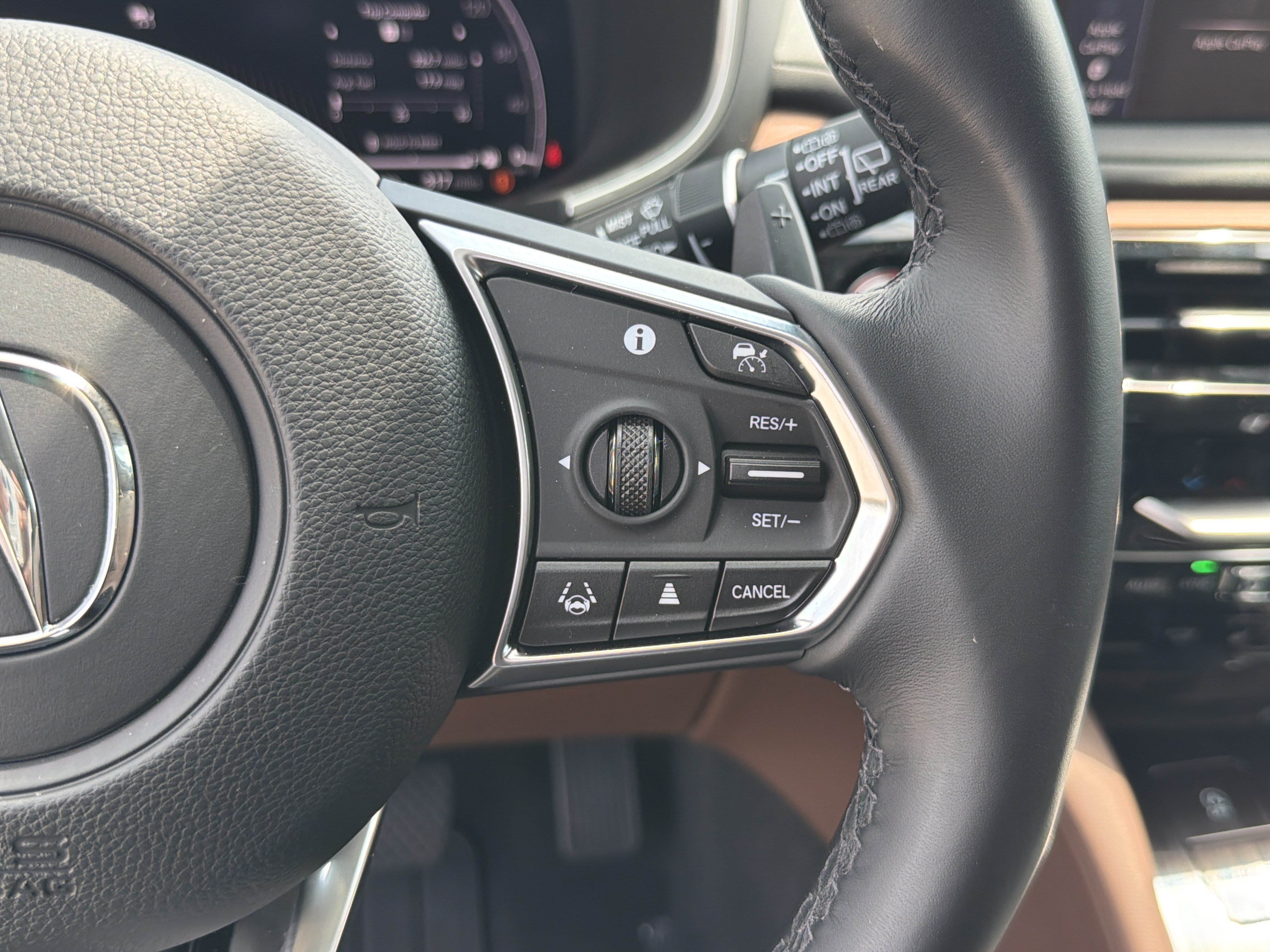 Certified 2026 Acura MDX w/ Technology Package FWD image 20
