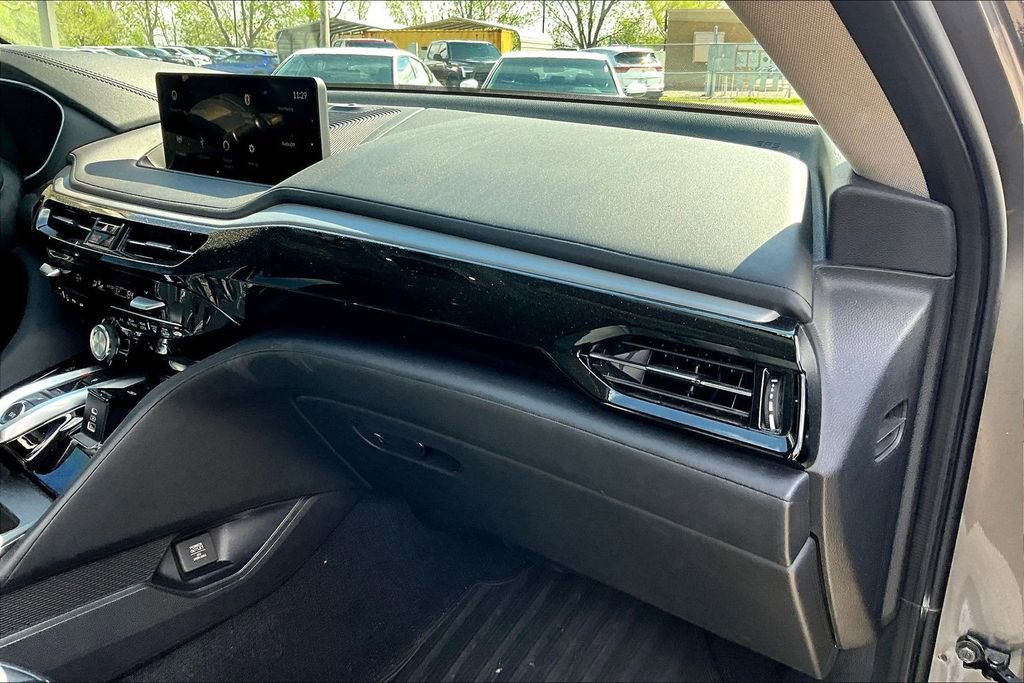 Used 2023 Acura MDX SH-AWD w/ Technology Package image 20