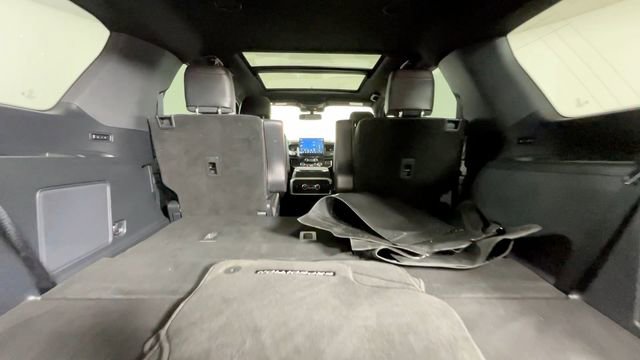 Used 2023 Ford Expedition Limited AWD/4WD image 12