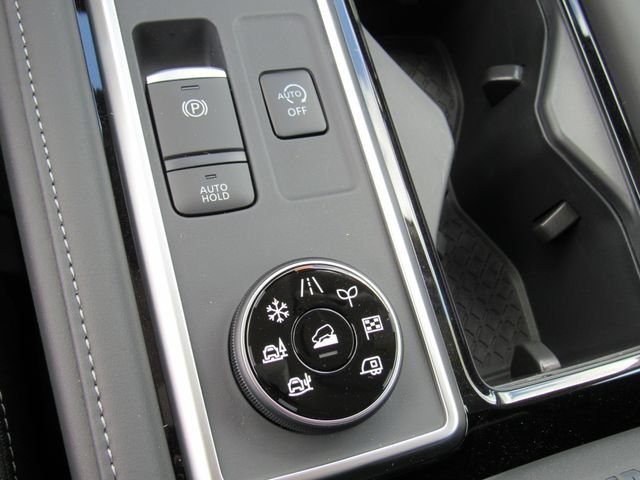New 2026 Nissan Pathfinder SV AWD/4WD image 22