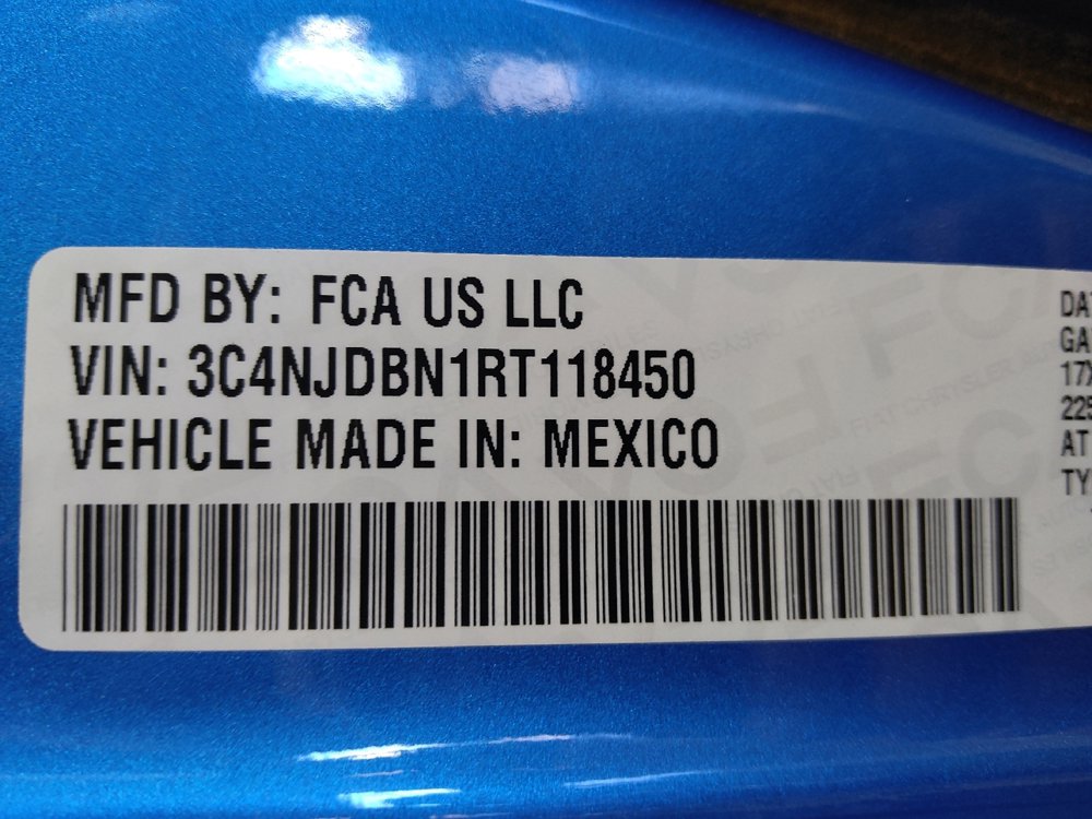 Used 2024 Jeep Compass Latitude image 33