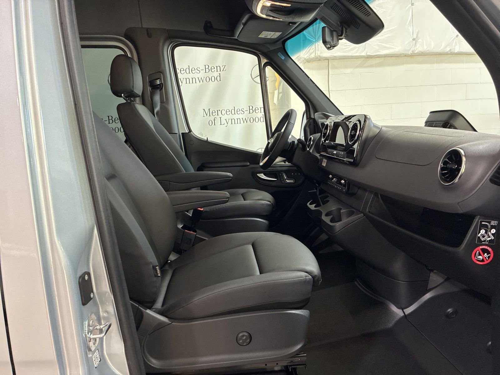 New 2026 Mercedes-Benz Sprinter 3500 image 17