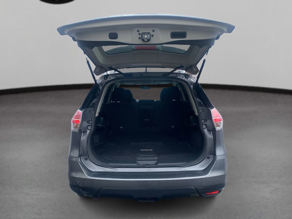 Used 2016 Nissan Rogue SV image 11