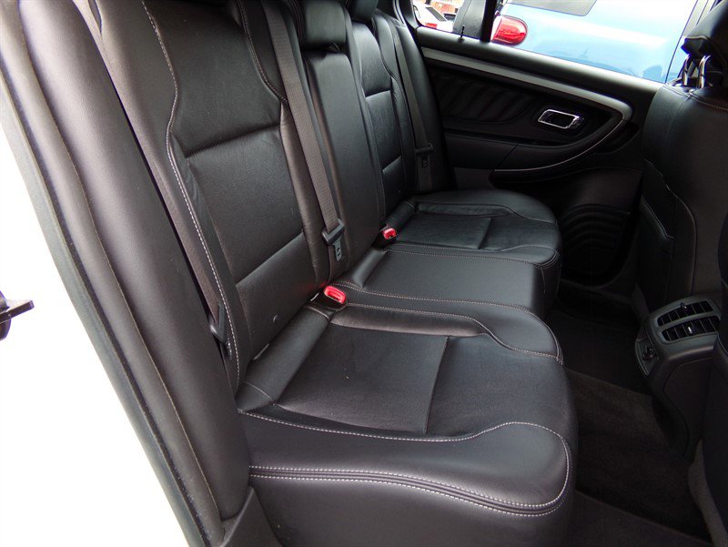 Used 2016 Ford Taurus SEL image 29