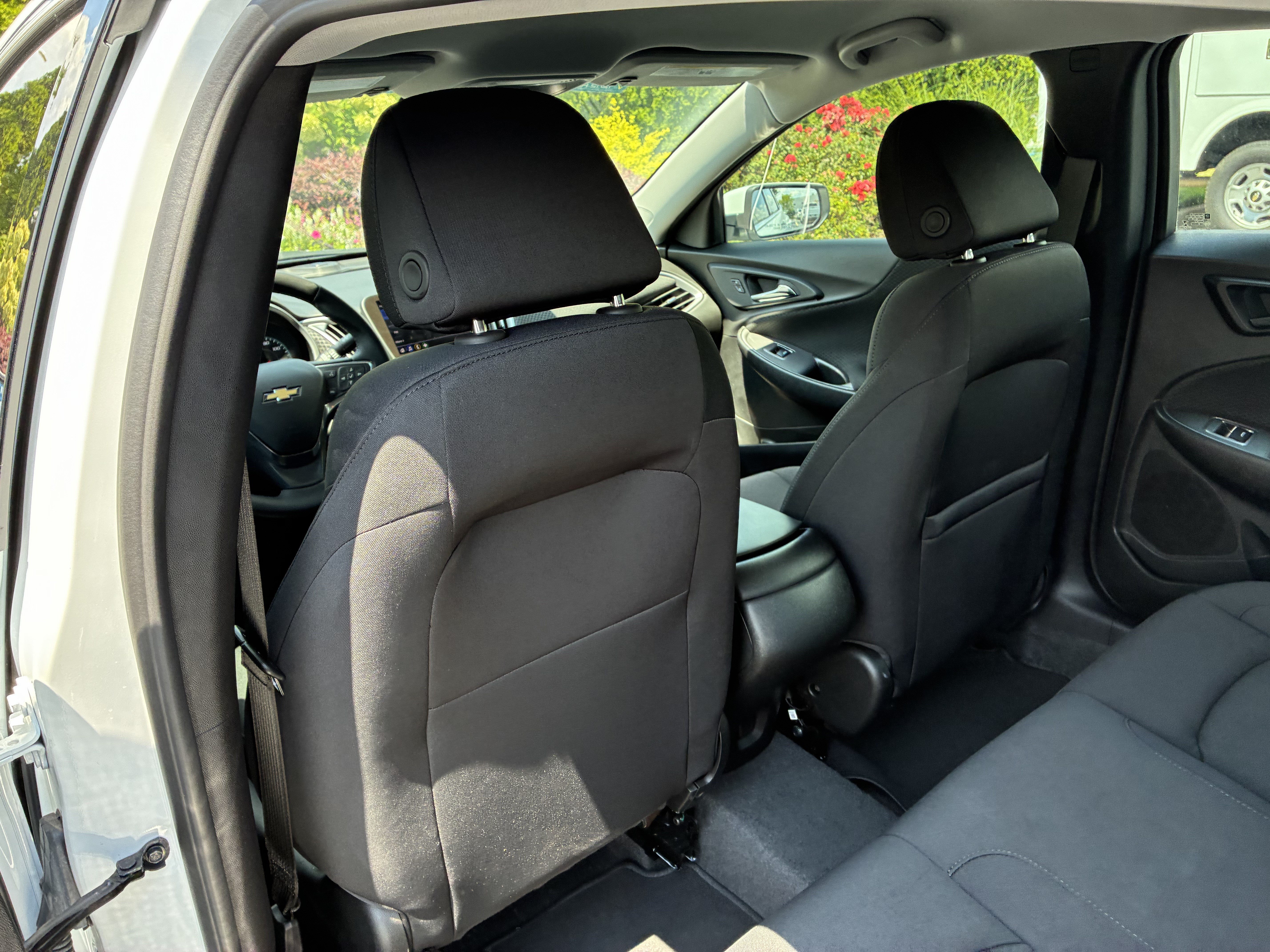 Used 2025 Chevrolet Malibu RS FWD image 15