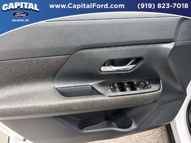 Used 2025 Nissan Kicks SV w/ SV Premium Package FWD image 20