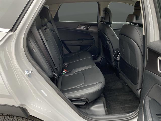 New 2026 Kia Sportage EX image 35