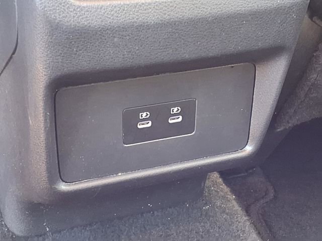 Used 2025 Nissan Rogue SV image 21