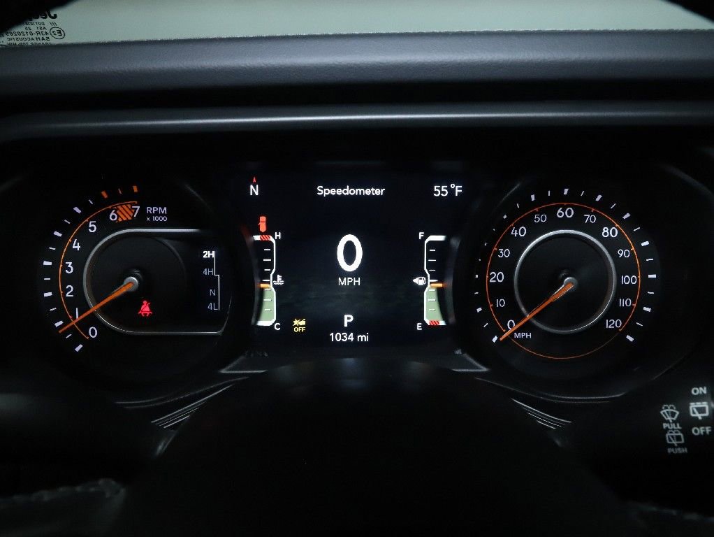 Used 2026 Jeep Wrangler Unlimited Rubicon w/ Technology Group AWD/4WD image 22