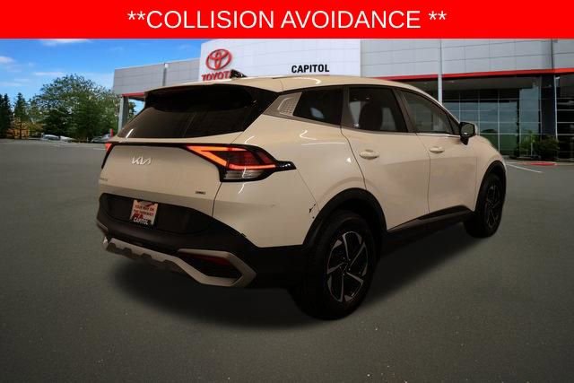 Used 2023 Kia Sportage LX AWD/4WD image 3