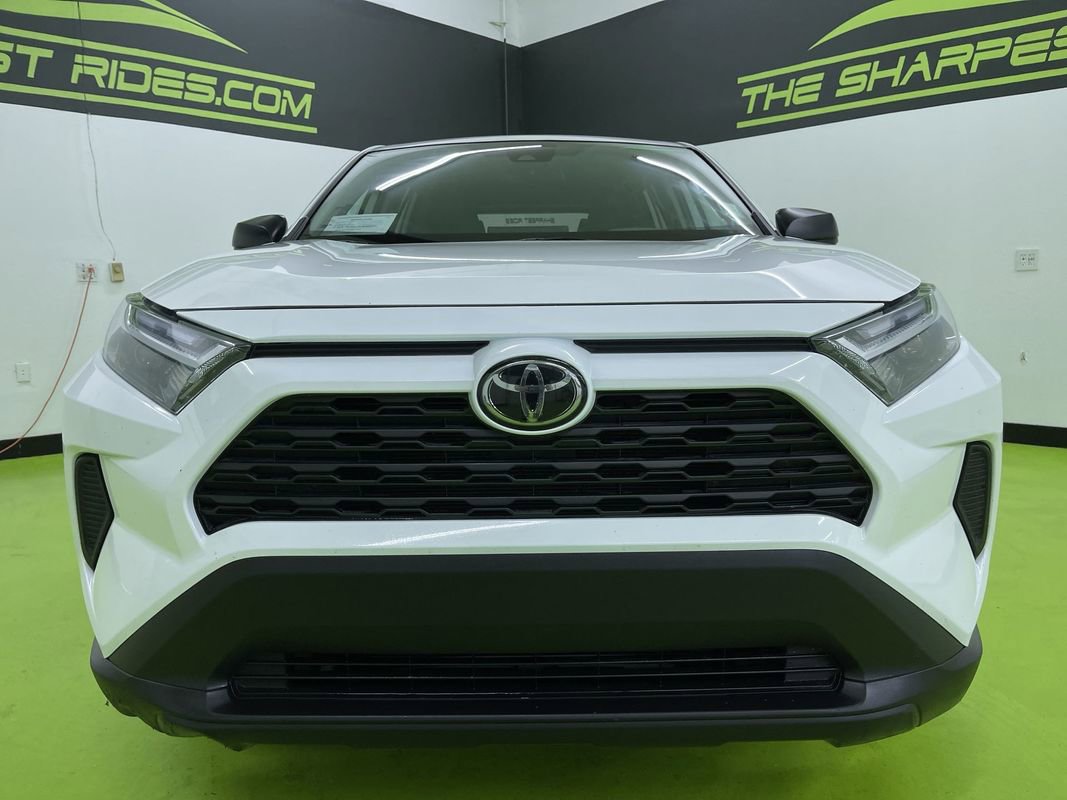 Used 2024 Toyota RAV4 LE image 3