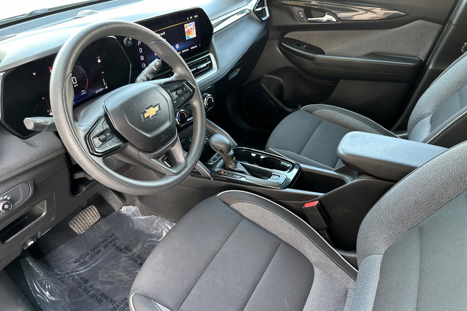 Certified 2024 Chevrolet TrailBlazer LT w/ Driver Confidence Package image 10