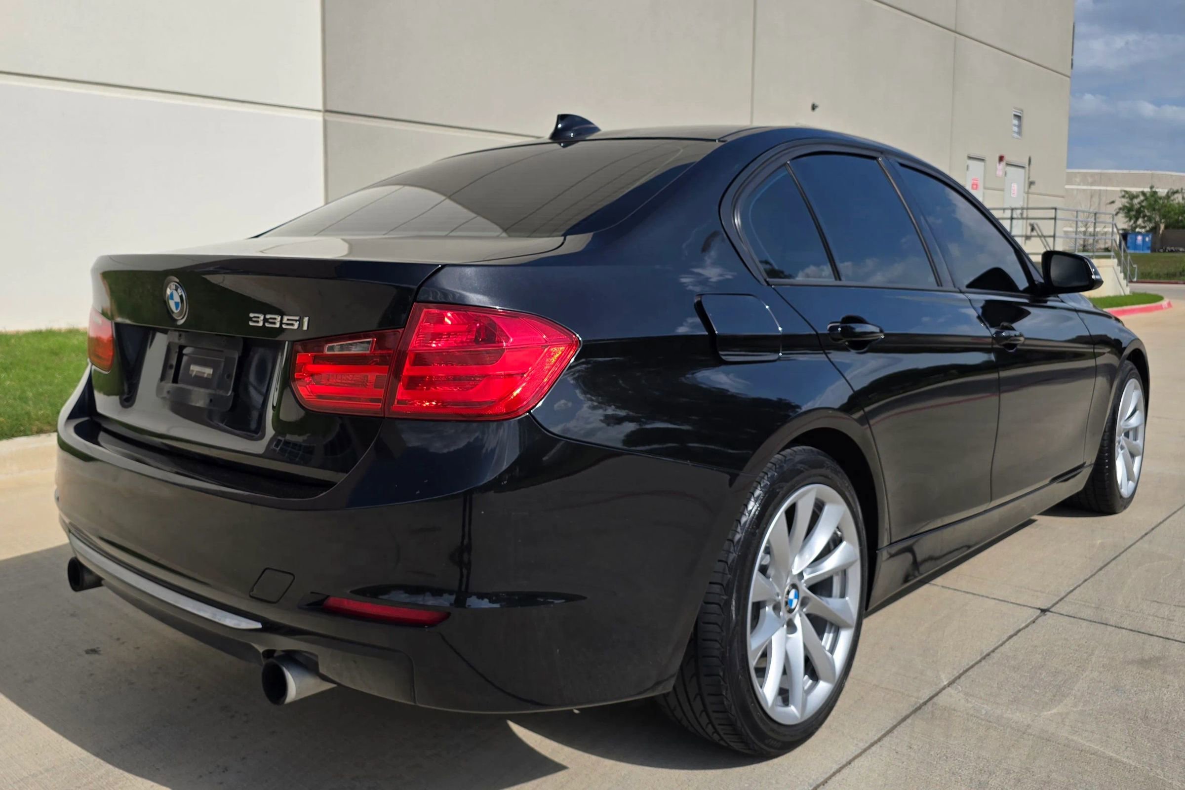 Used 2012 BMW 335i Sedan RWD image 7