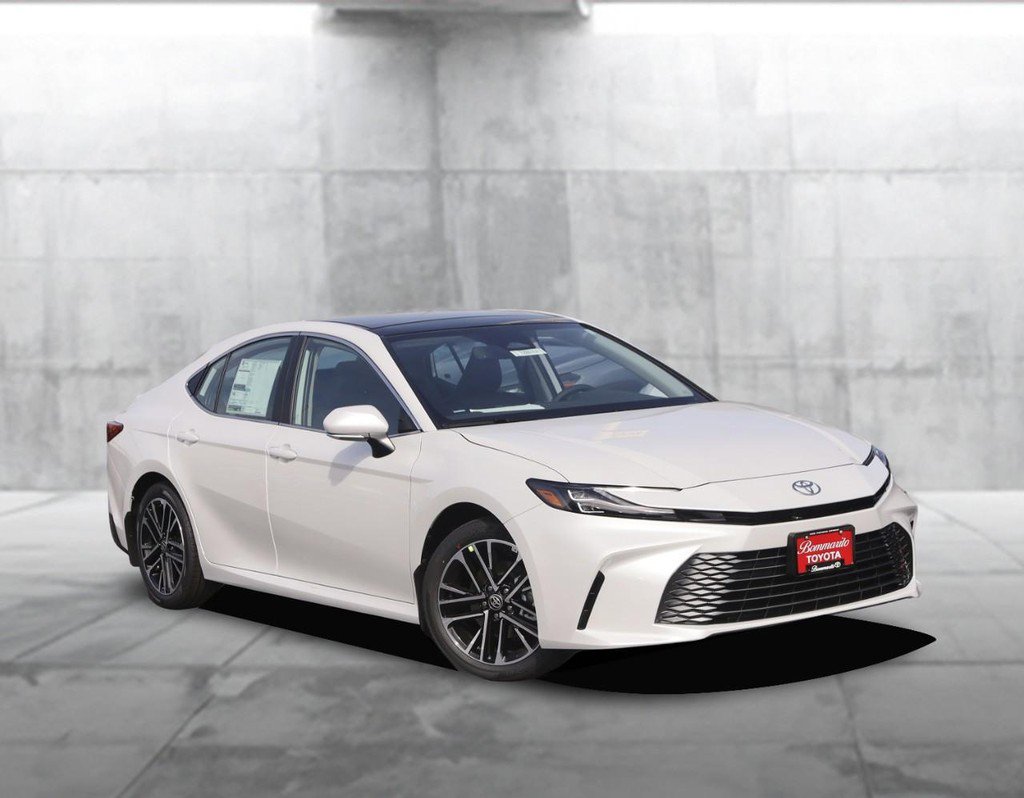 New 2026 Toyota Camry XLE image 2