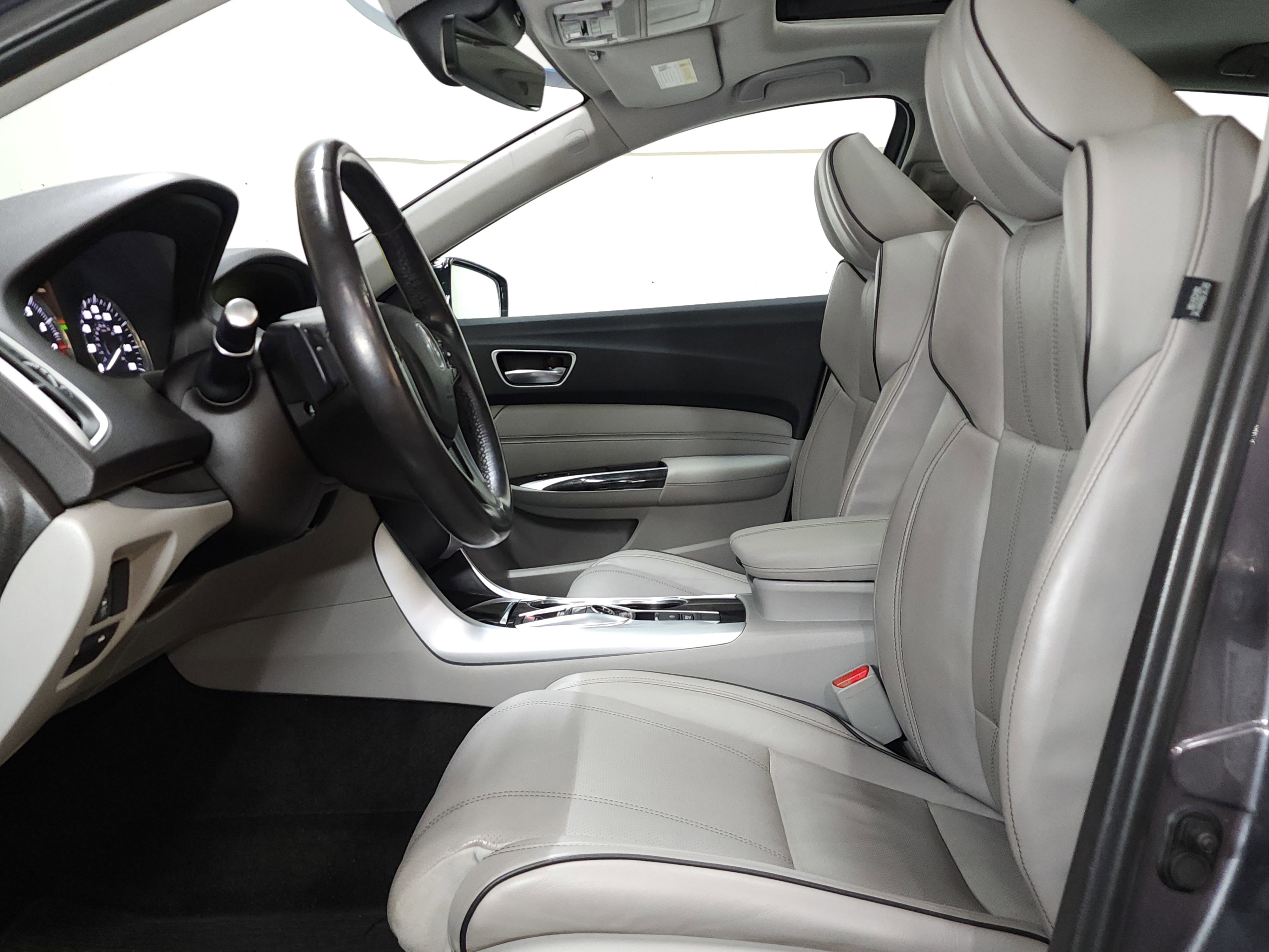 Certified 2018 Acura TLX V6 w/ Technology Package image 13