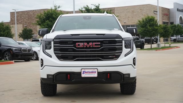 Used 2025 GMC Sierra 1500 AT4 AWD/4WD image 2