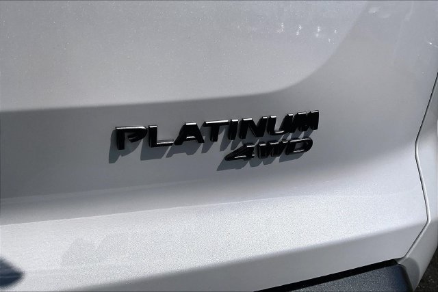 New 2026 Nissan Pathfinder Platinum AWD/4WD image 12