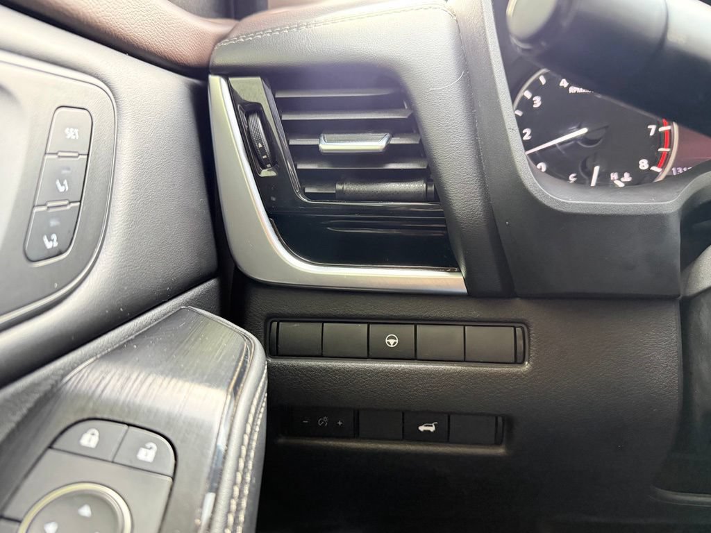 Used 2023 Nissan Rogue SL w/ SL Premium Package AWD/4WD image 12