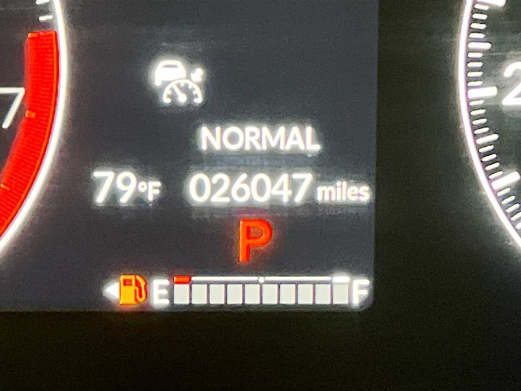 Used 2024 Honda Pilot Touring image 12