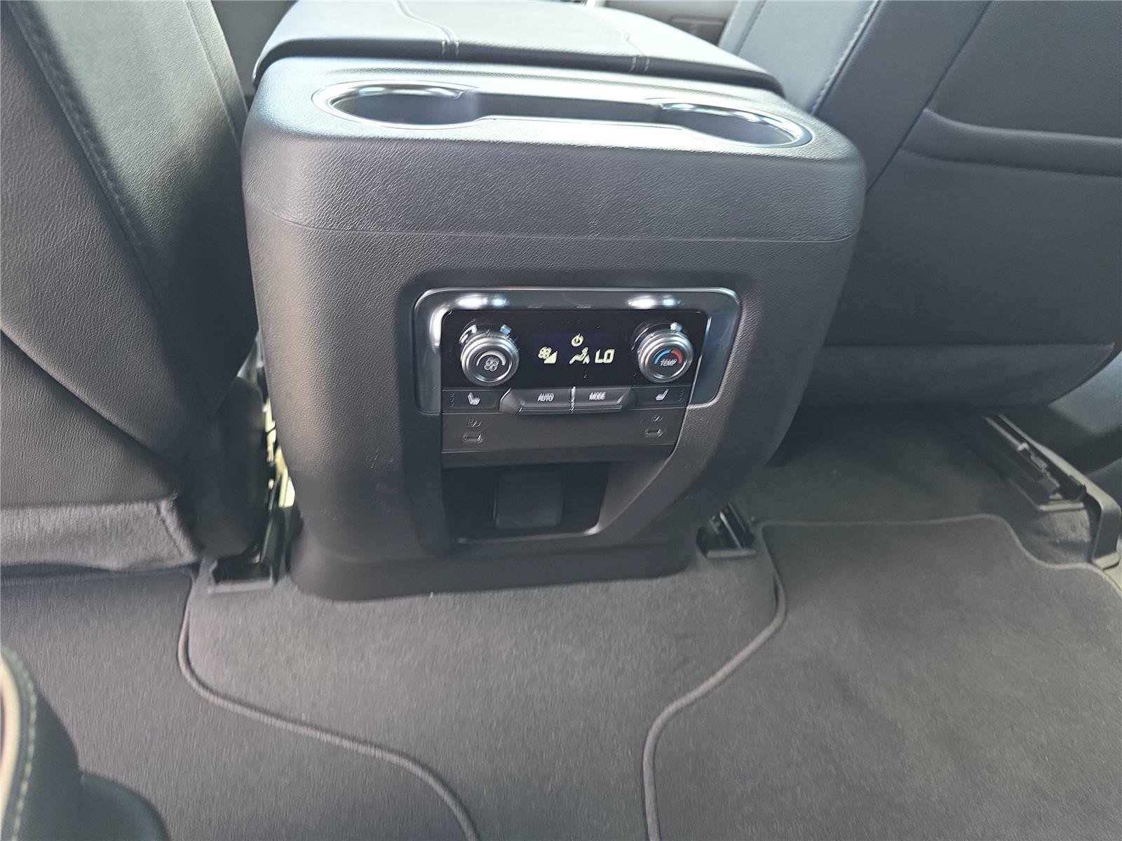 New 2026 GMC Yukon XL Elevation RWD image 31