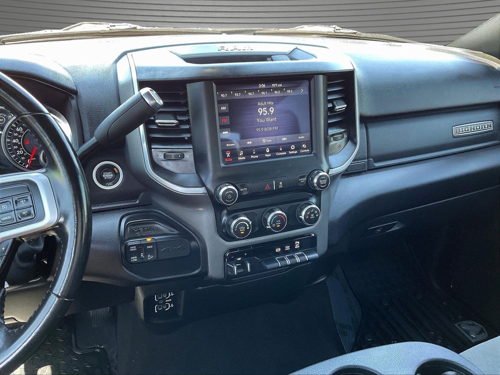 Used 2021 RAM 2500 Big Horn w/ Level 1 Equipment Group AWD/4WD image 12