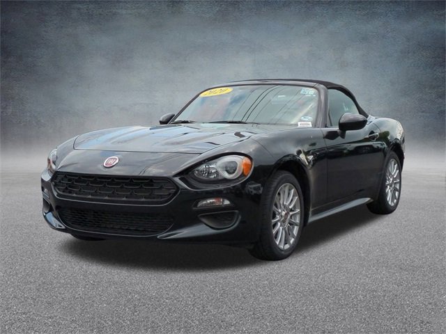 Used 2020 FIAT 124 Spider Classica w/ Technology Group image 4