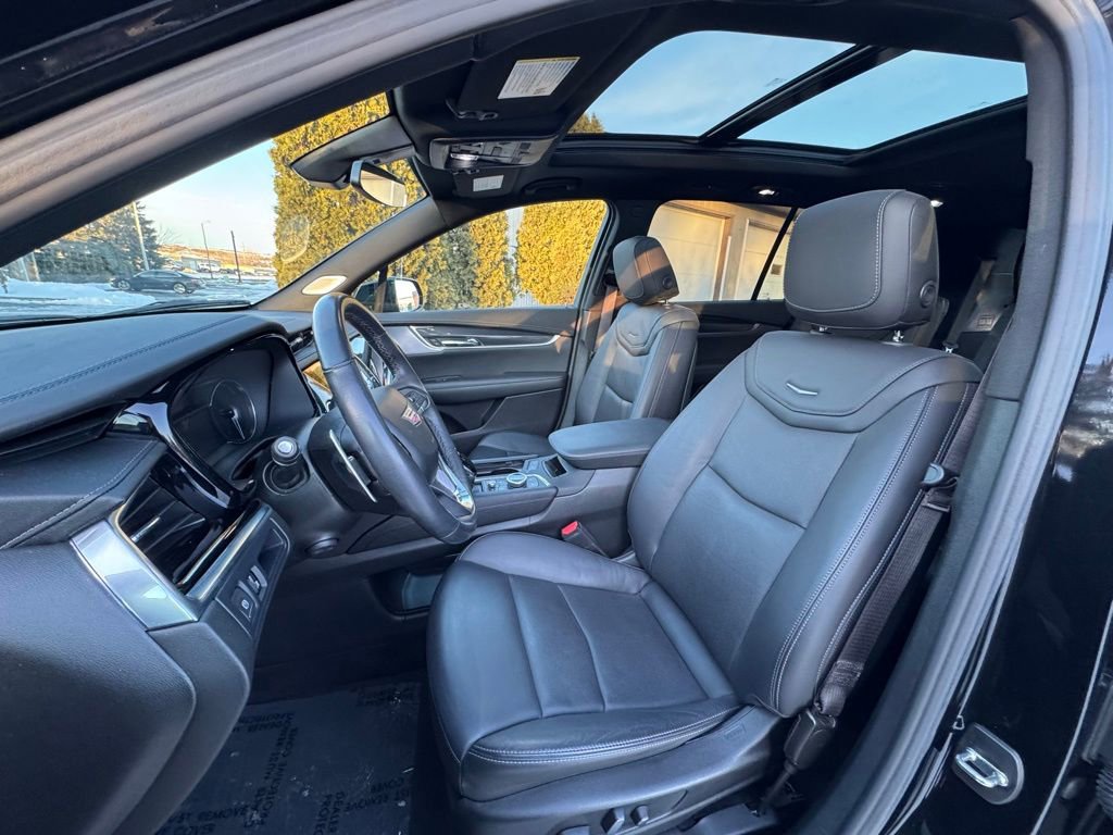 Used 2024 Cadillac XT6 Sport image 23