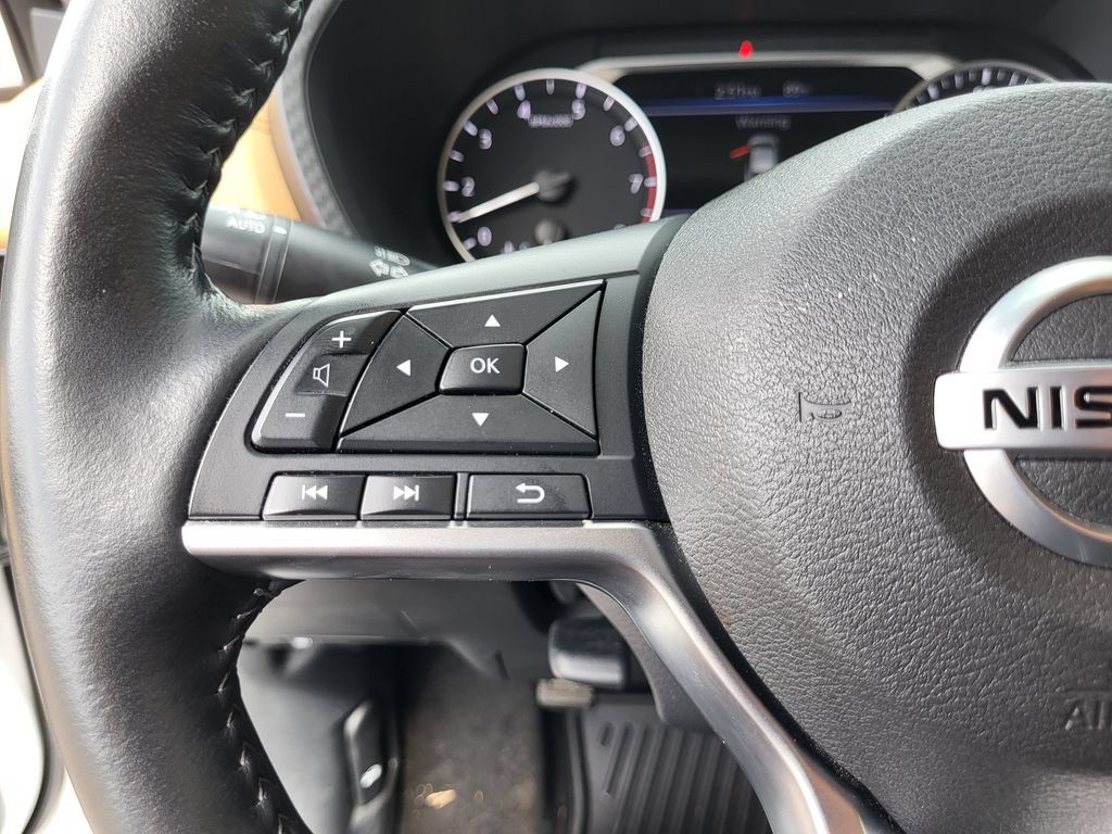Used 2023 Nissan Sentra SV w/ SV Premium Package FWD image 28