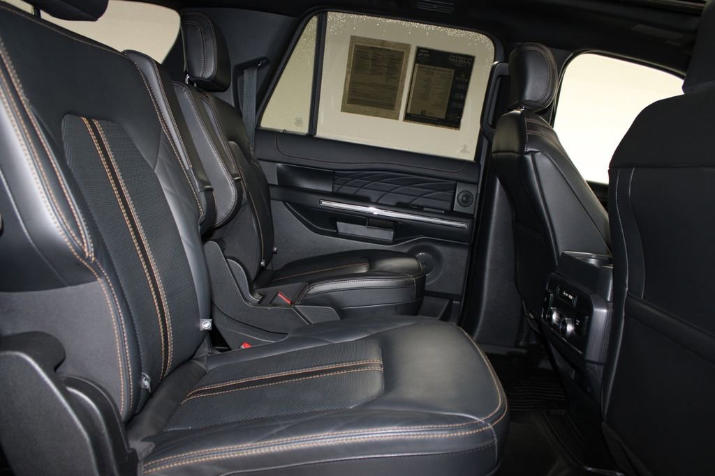 Used 2022 Ford Expedition Max Platinum AWD/4WD image 35