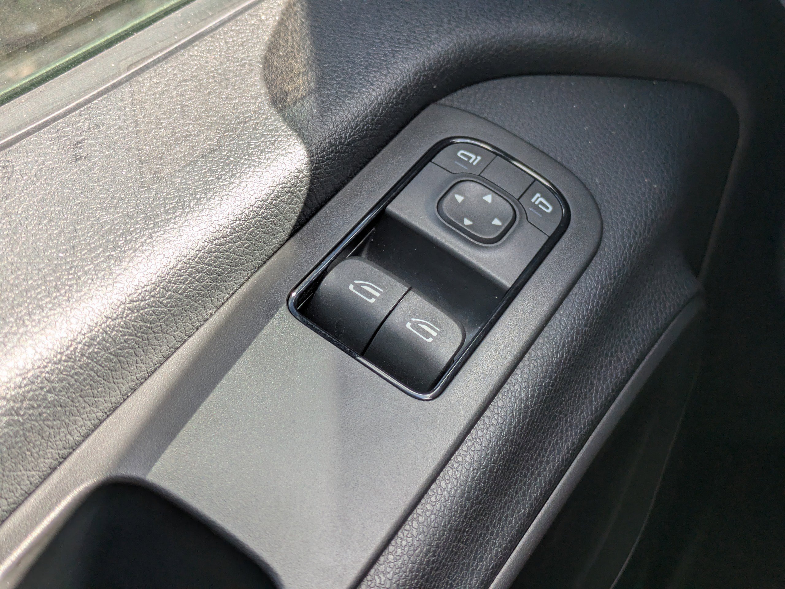 Used 2023 Mercedes-Benz Sprinter 3500 image 24