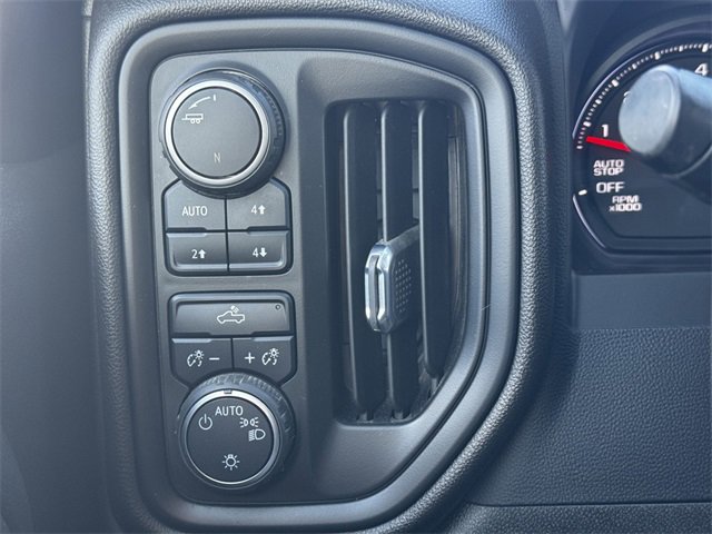 Used 2022 Chevrolet Silverado 1500 Custom Trail Boss image 24