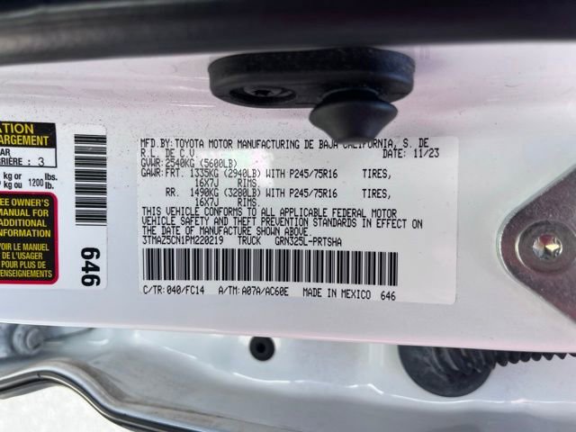 Used 2023 Toyota Tacoma SR5 w/ Technology Package RWD image 15