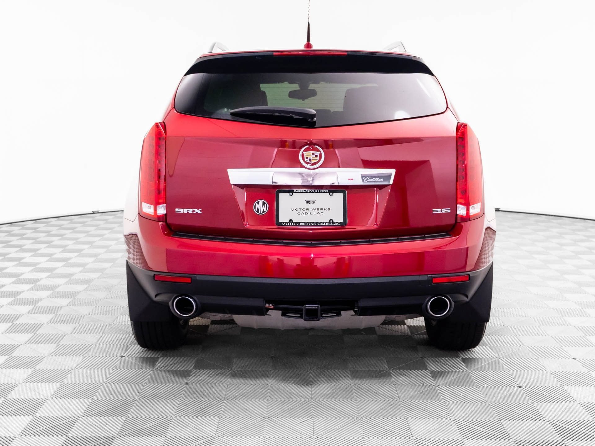 Used 2014 Cadillac SRX FWD image 4