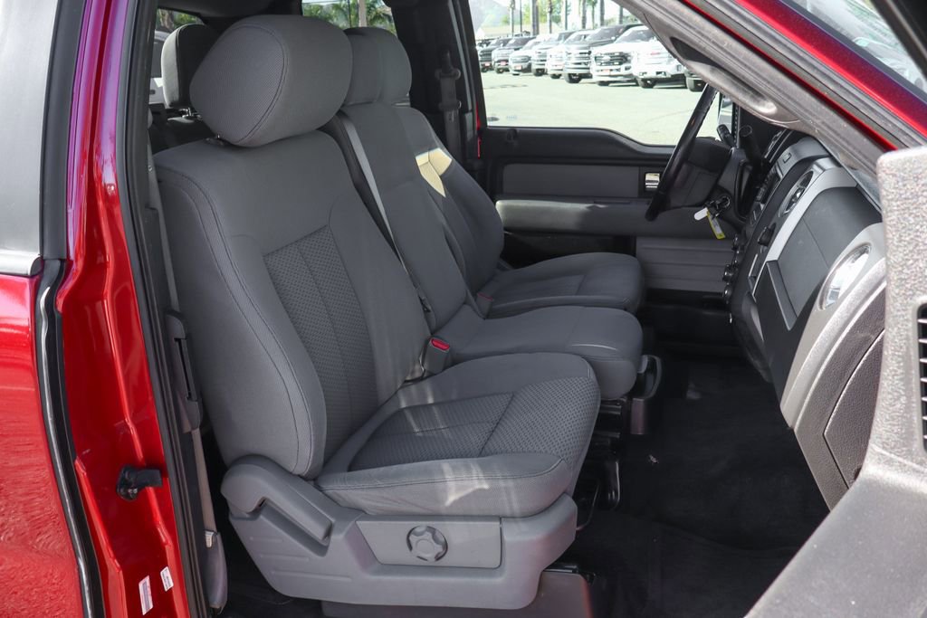 Used 2014 Ford F150 XLT w/ XLT Chrome Package image 35