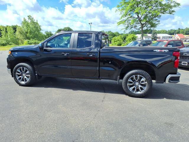 Used 2023 Chevrolet Silverado 1500 LT w/ LPO, Liner Protection Package AWD/4WD image 8
