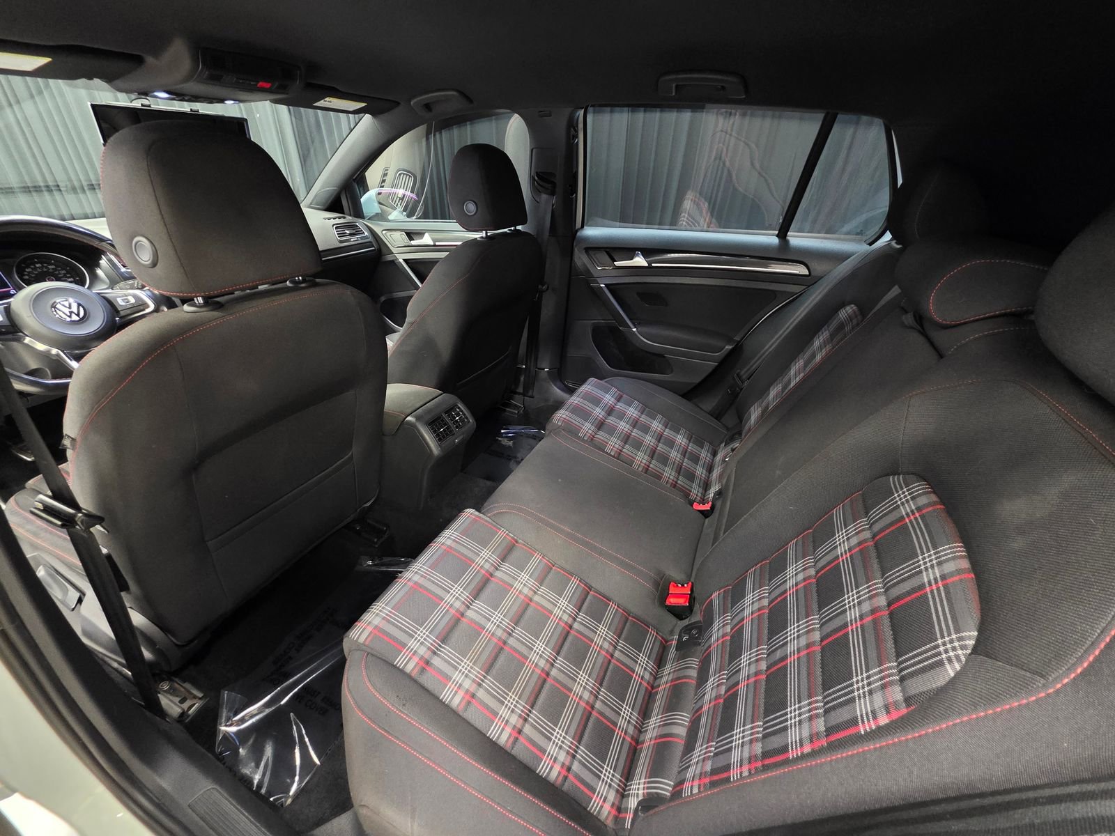 Used 2017 Volkswagen GTI S FWD image 25