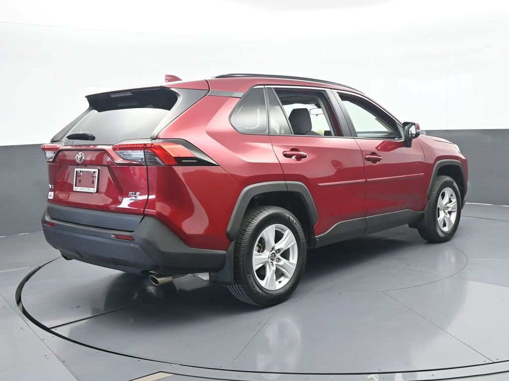 Used 2020 Toyota RAV4 XLE w/ Convenience Package image 6