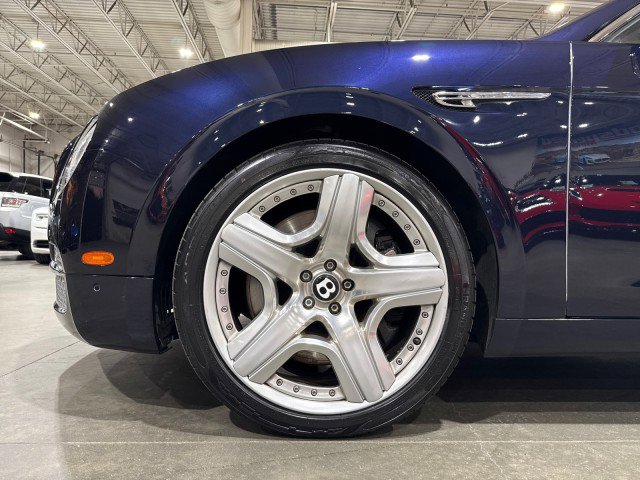 Used 2015 Bentley Flying Spur W12 image 22