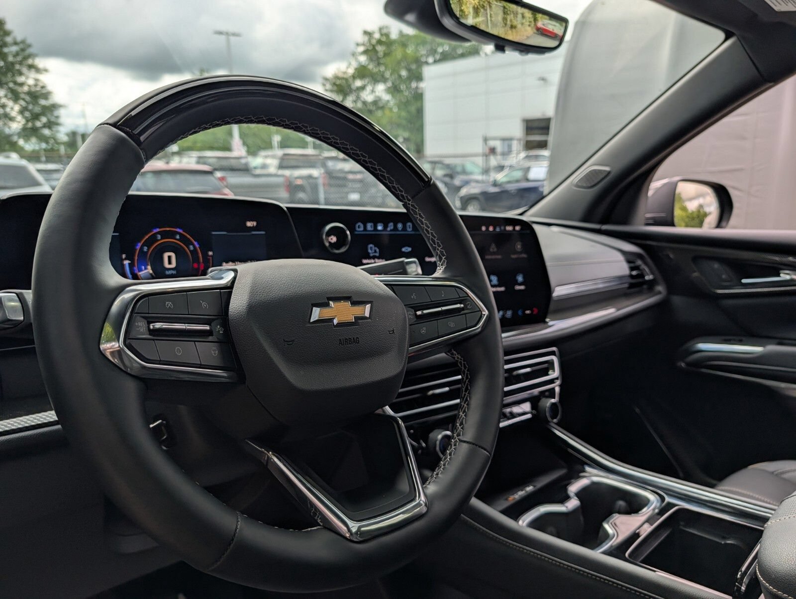 Certified 2026 Chevrolet Traverse High Country AWD/4WD image 31