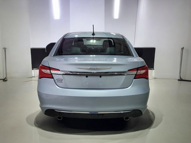 Used 2013 Chrysler 200 Limited image 13