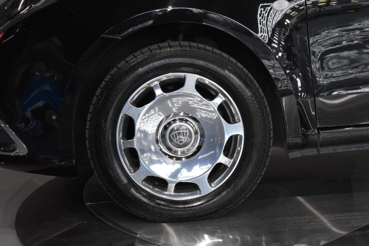 Used 2021 Mercedes-Benz Metris Passenger image 19