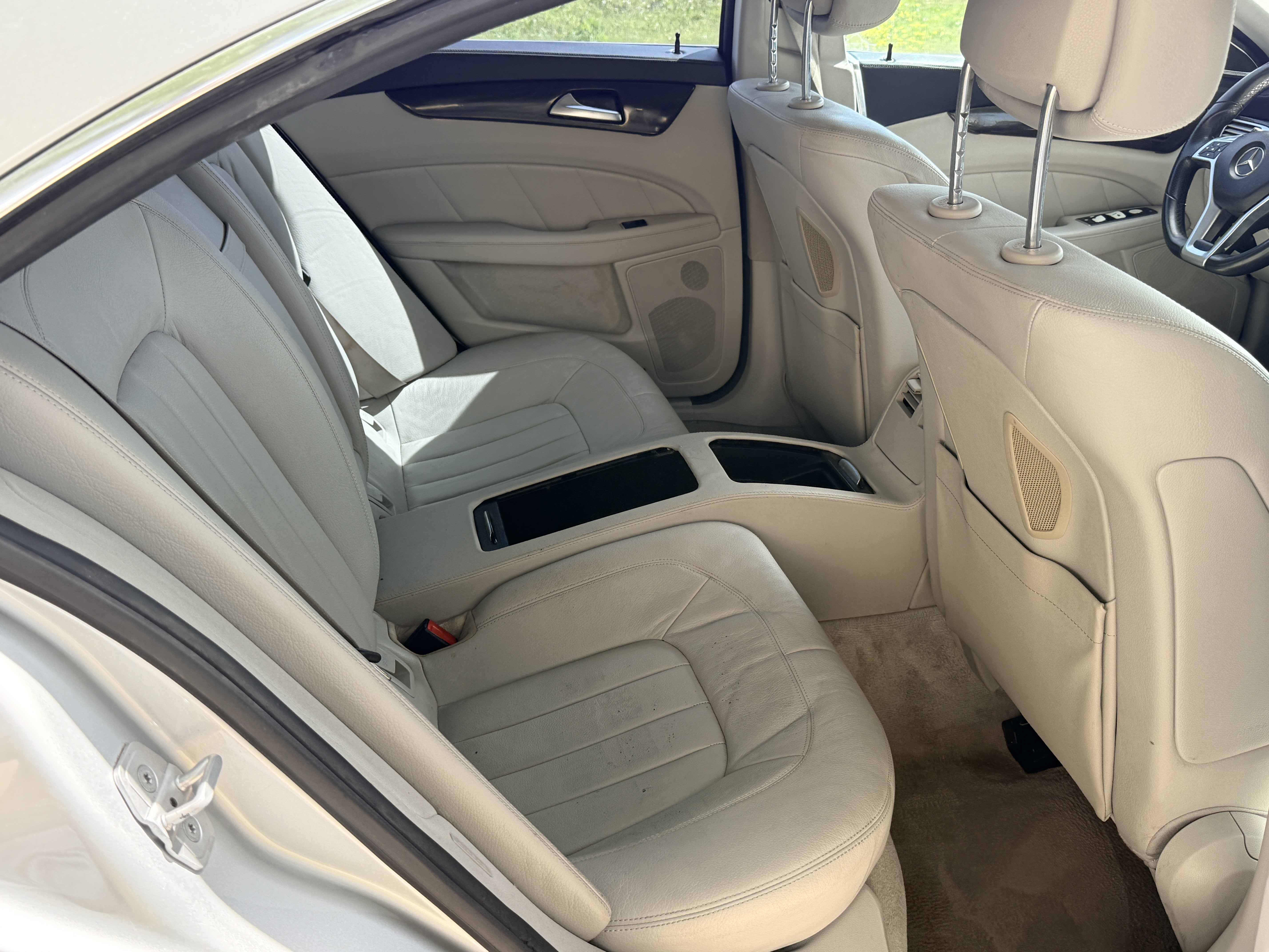 Used 2012 Mercedes-Benz CLS 550 w/ Premium I Pkg image 25